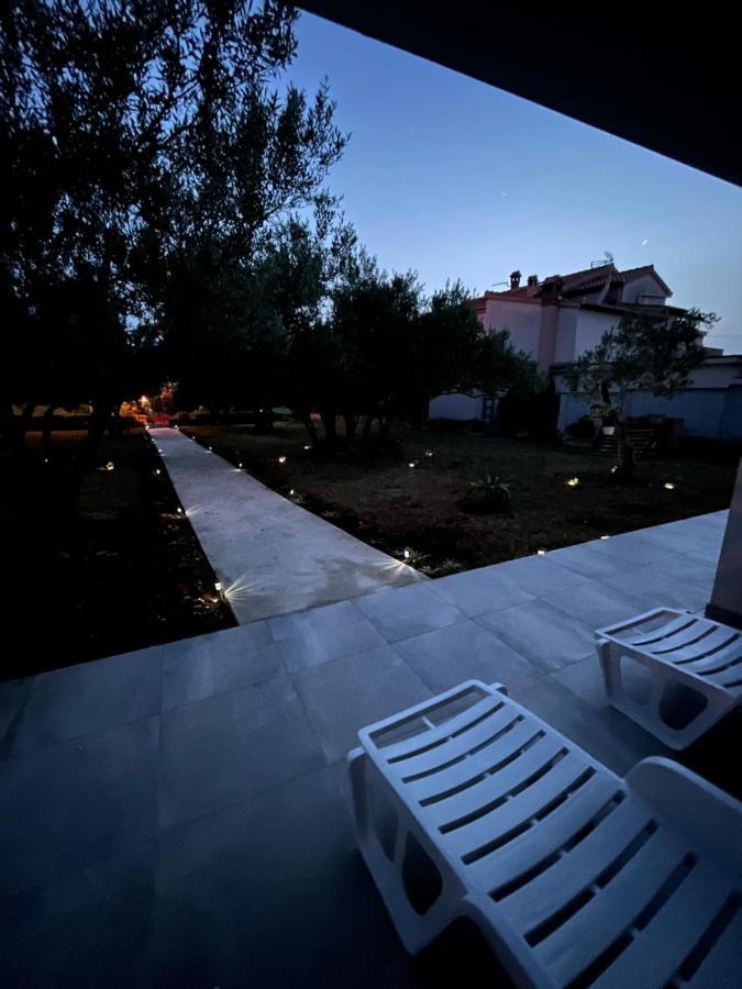 זאדאר Apartman Oliva מראה חיצוני תמונה