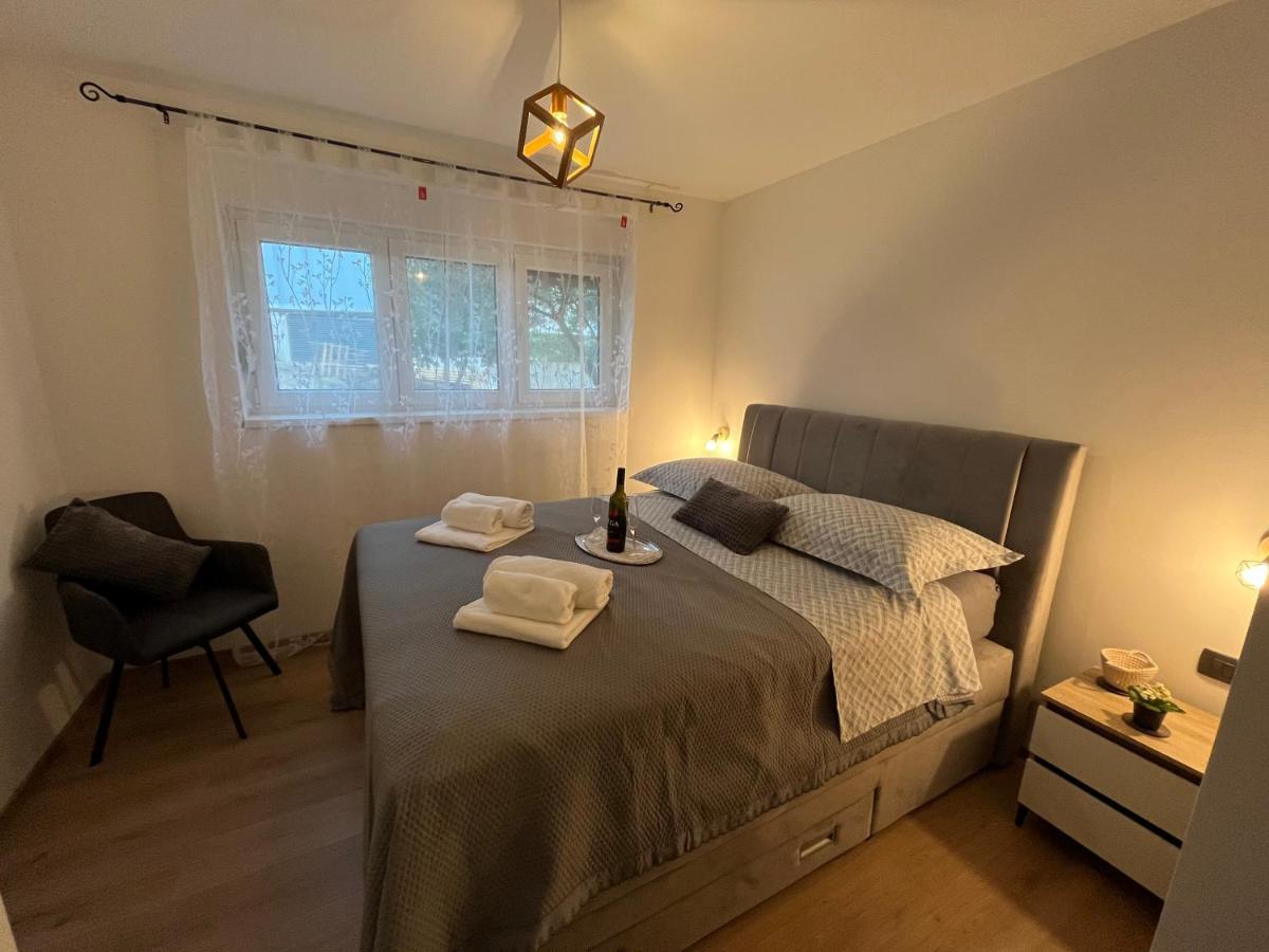 זאדאר Apartman Oliva מראה חיצוני תמונה