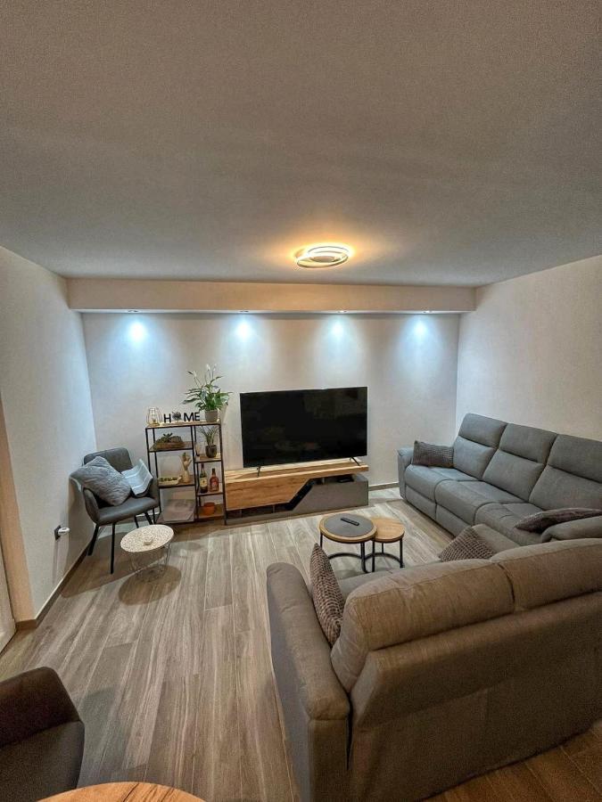 זאדאר Apartman Oliva מראה חיצוני תמונה